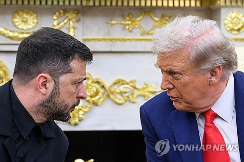 트럼프 "젤렌스키·푸틴 회담 준비 진행 중" (상보)_김지연