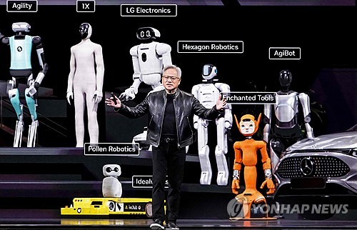 엔비디아의 '피지컬 AI' 대공세…제조·모빌리티 재편한다_김학성