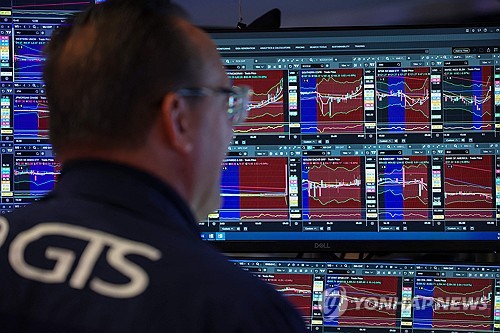 뉴욕증시, 인플레 우려에 하락 출발_윤정원