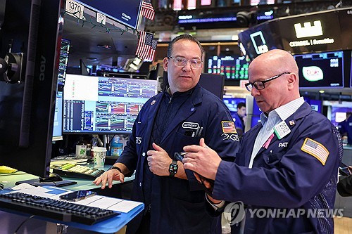 [뉴욕마켓워치] 美·이란 교착 속 S&P '8,250' 전망…주식·달러↑채권↓_최진우