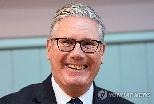 '사퇴 압박' 스타머 英 총리 "나는 물러나지 않을 것"_최진우