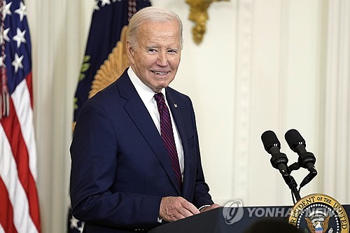 바이든, 3월까지 셧다운 피하는 '임시예산안' 서명_정선영