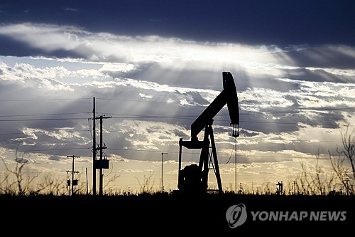 [뉴욕유가] 연준 금리 인하 전망 후퇴에 2.7%↓_윤영숙