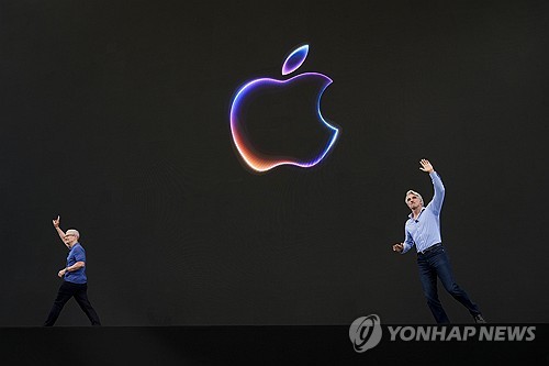 中, AI 탑재 아이폰 16 출시 '먹구름'…경쟁업체 공세_이윤구