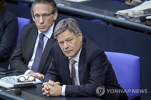 독일 1월 실업률 6.2%…4년 만에 최고_최진우