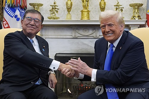 트럼프 "다음 주 많은 국가 상대 상호관세 발표"(상보)_최진우