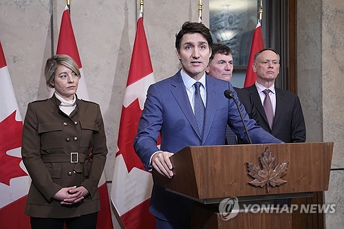 캐나다 총리 "트럼프 관세 어리석은 일…WTO에 제소"_최진우