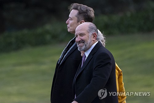 美상무 "미국에 협력하는 국가는 다른 대우"…영국ㆍ멕시코 거론_최진우