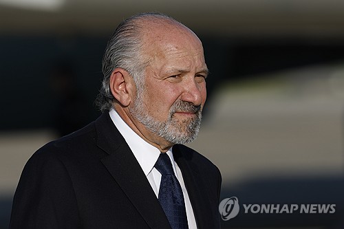 "美상무, 스코틀랜드서 한국에 최종이자 최고의 무역협상안 촉구"_최진우
