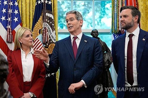 美재무 "셧다운으로 GDP 타격…연준 의장 후보 1차 인터뷰 다음주 끝"_최진우