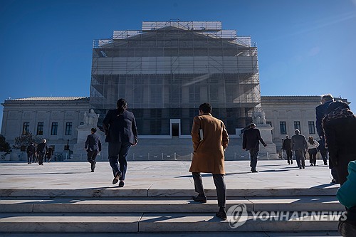 美대법 상호관세 심리…대법관, 트럼프 측 주장에 회의적 시각(종합2보)_최진우