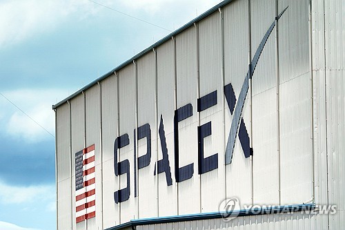 머스크의 스페이스X, 기업 가치 테슬라에 근접_권용욱