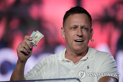 억만장자 투자자 피터 틸 