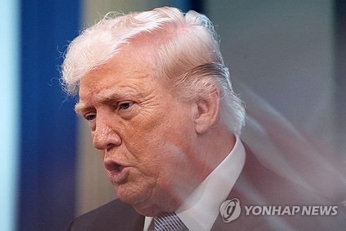 [뉴욕유가] 이란 재차 압박하는 트럼프…WTI 0.8% 상승 마감_최진우
