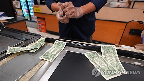 모닝스타 "채권보다 현금이 뛰어난 분산 수단"_권용욱