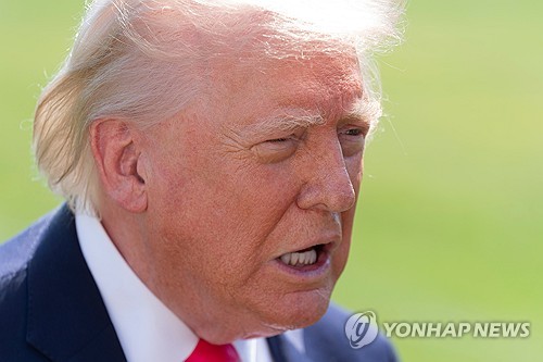 트럼프 "이란과 협상 전망 매우 밝아…이번 주말 2차 회담 열릴 수도"(상보)_진정호