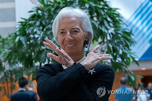 라가르드 "단기 인플레이션 위험 상방으로 기울어져"_최진우