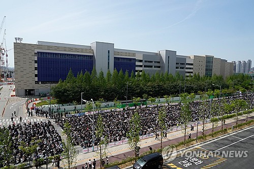 "삼성 파업 시 이번엔 AI 반도체 공급 차질 감당 못해"_이민재