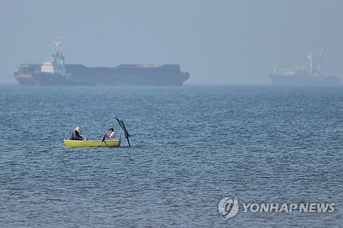 이란 타스님 "美 함정에 미사일 발사…이외 다른 시나리오도 준비돼"_윤정원