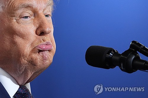 트럼프 "이란과 협상 순조롭게 진행…합의 없으면 다시 전선과 총격"_최진우