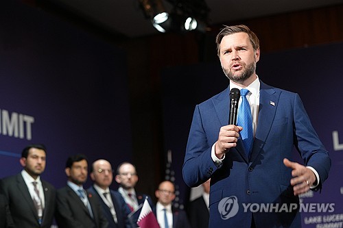 美 부통령 "이란과 관계 근본적으로 변화시킬 준비 돼…추가 진전 기대"_최진우