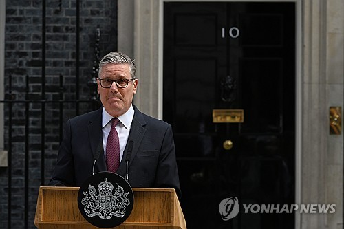 英 스타머 총리, 차기 NATO 사무총장직 출마 가능성 거론_김경림