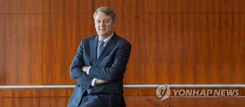 핌코 "채권 수익, 주식 못지 않을 것…투자적격 매수"_진정호