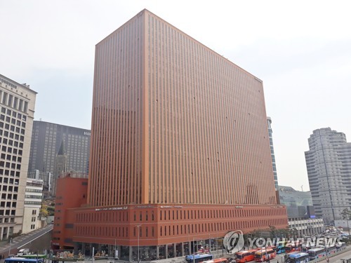 1분기 오피스 거래 반토막…강남권 평당 4천만원 찍어_이효지