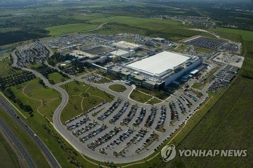 추격자들 악재에 한숨 돌린 삼성전자 파운드리_김학성
