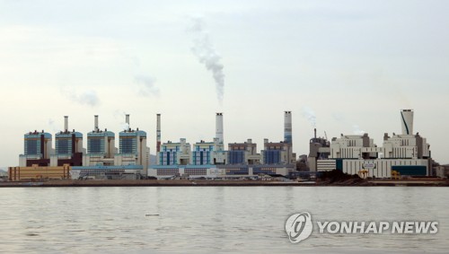 석탄 발전 판매량 18년래 최소…한전 2분기 흑자폭 줄이나_이효지
