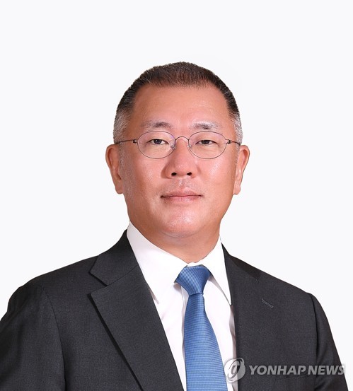정의선 현대자동차그룹 회장, 대한양궁협회 4년 더 이끈다_김경림