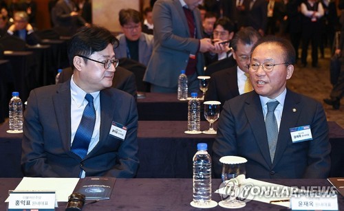 홍익표 "중처법, 여당 제안 거부…그대로 시행 결론"(종합)_한종화