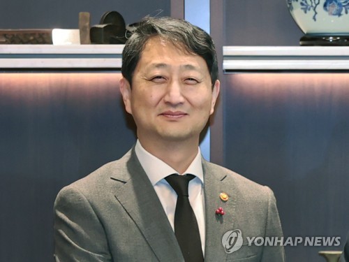 안덕근 산업장관, 베트남서 장관 회담…삼성·현대차와 간담회도_이재헌