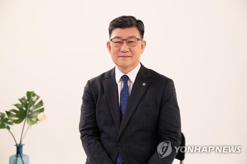 김남근 후보