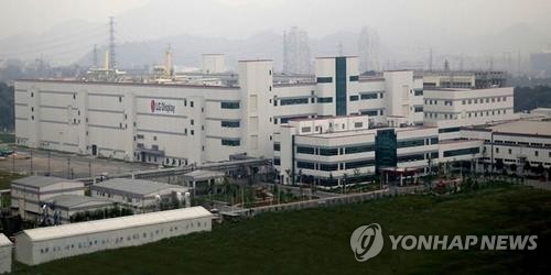 나신평 "LG디스플레이 中공장 매각, 신용도 영향 제한적"_김학성