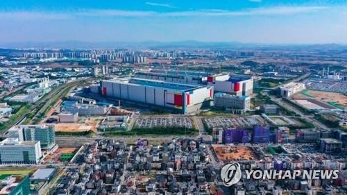 7월 ICT 수출 14.5%↑…관세 격랑 속 반도체 최대 실적_윤은별