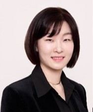 18년 만의 금융위 첫 女고위공무원 '마더 석란'_정원