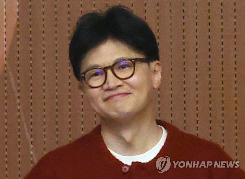 한동훈 "대통령이 K-방산 수출 오케스트라 지휘할 것"_황남경