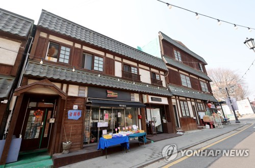 [월가 톡톡] "日, 가족 기업들 승계 위기…덕분에 사모펀드는 활기"_김지연