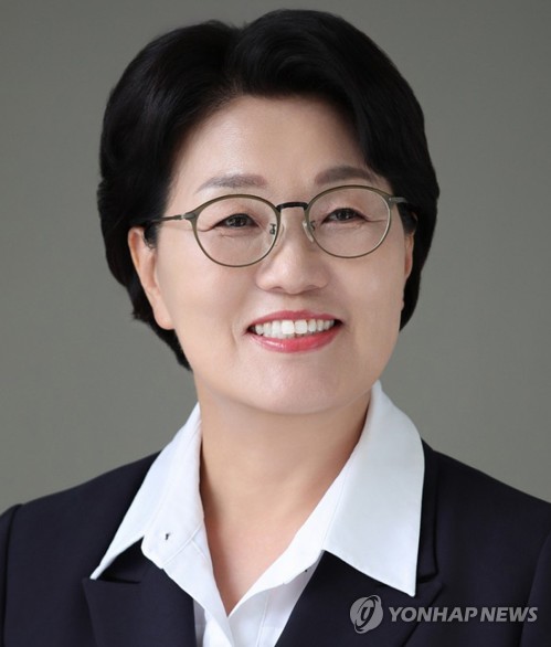 석유公, '밑 빠진 독에 물 붓기' 투자…작년 이자만 5천660억_황남경