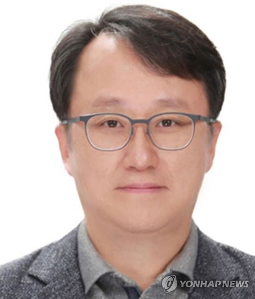 대통령실, 강준욱 논란에 "과거 반성 진정성 국민께 잘 전달해야"_정지서