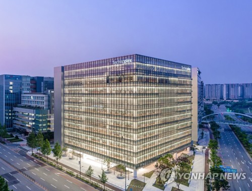 타이어 3사, 유럽으로 '전진'…中 반사이익 노린다_윤은별