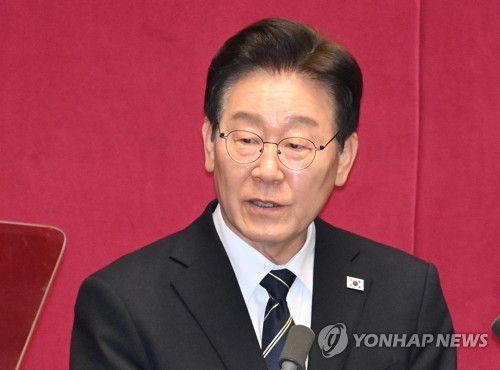 李대통령 "법정 허용치 초과 불법대부는 무효, 갚지 않아도 무방"_김성준