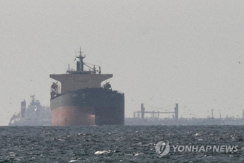 "이란, 통행료 내는 선박에 호르무즈 통과 우선권…아니면 지연"_최진우