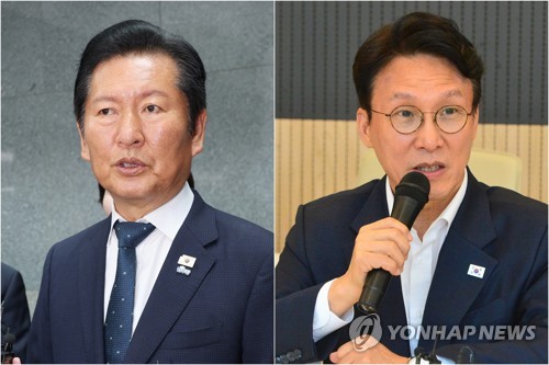 정청래 전 더불어민주당 대표(왼쪽)와 김민석 전 국무총리