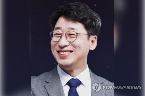청와대 새 대변인에 시사평론가 김성완