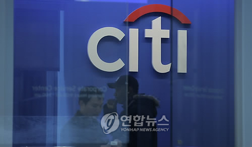 은행주, 일제히 52주 최고가 경신 …금리 인하 기대에 "7월의 크리스마스"_정윤교