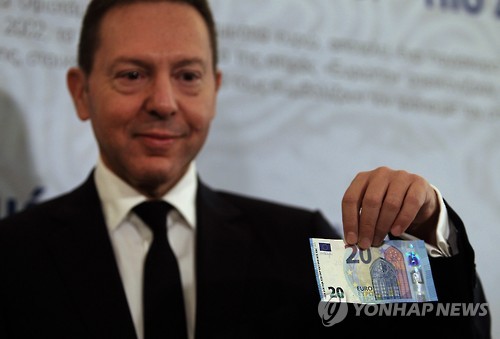 '비둘기' ECB 정책위원 "모든 것이 4월 금리인하 가리키고 있어"_최진우