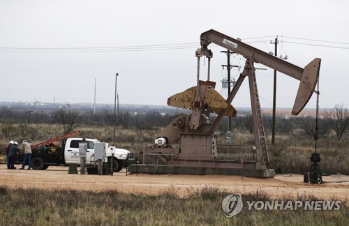 [뉴욕유가] 美, 러 원유 추가 제재설에 급등…WTI, 70달러 회복_김성진
