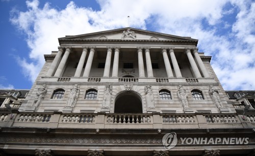 전 BOE 위원 "올해 금리인하 못 할 수도…인플레 끈질겨"_문정현